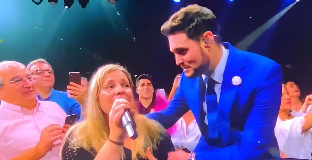 Michael Bublé Is Amazed By Spanish Audience’s Performance Of “My Way”