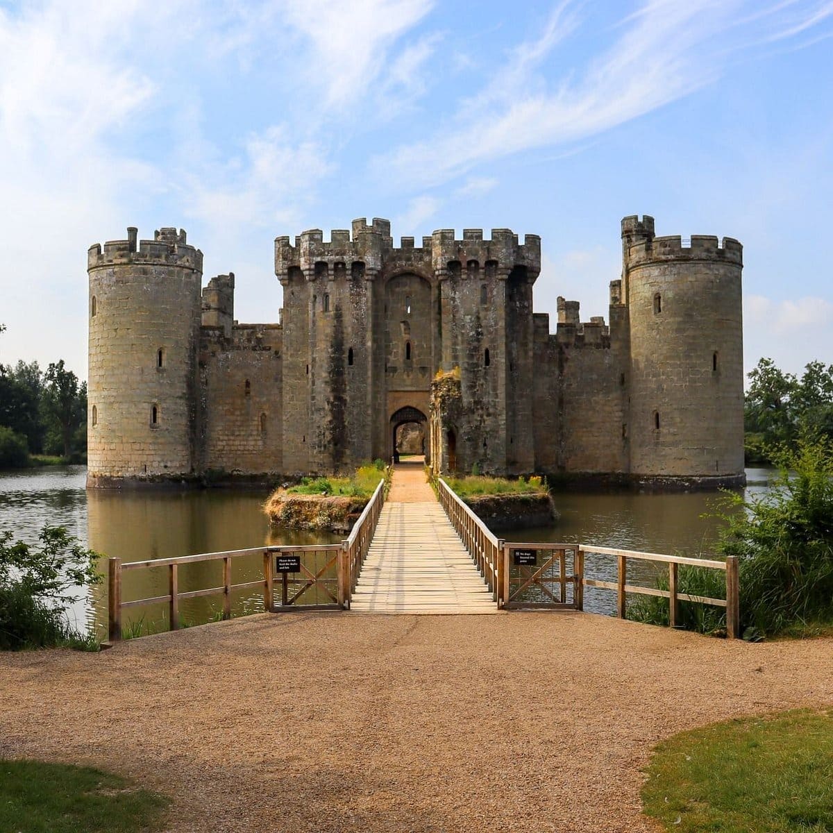 Bodiam Castle: One Of England’s Most Photogenic, Romantic-Looking, Medieval Castles